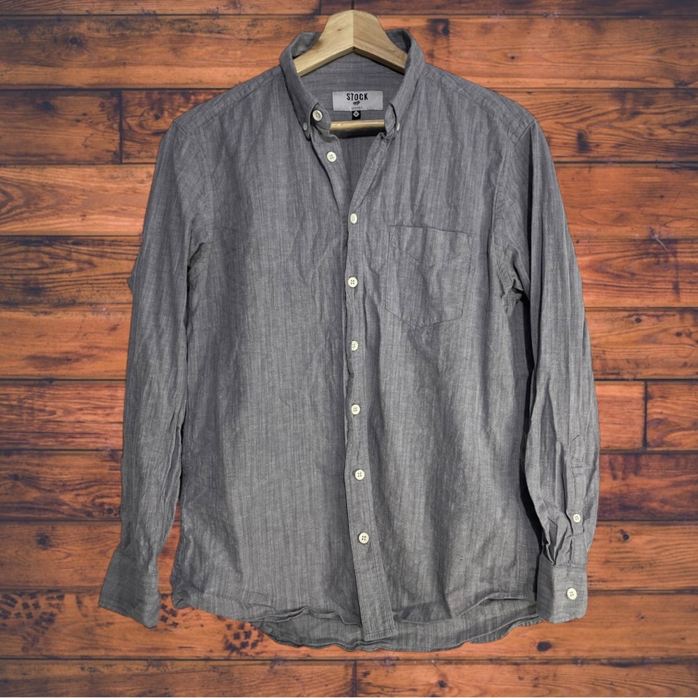 5 for‎ $25🔥Stock Grey Button Front Shirt Medium